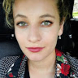 Meet your Posher, Caleigh